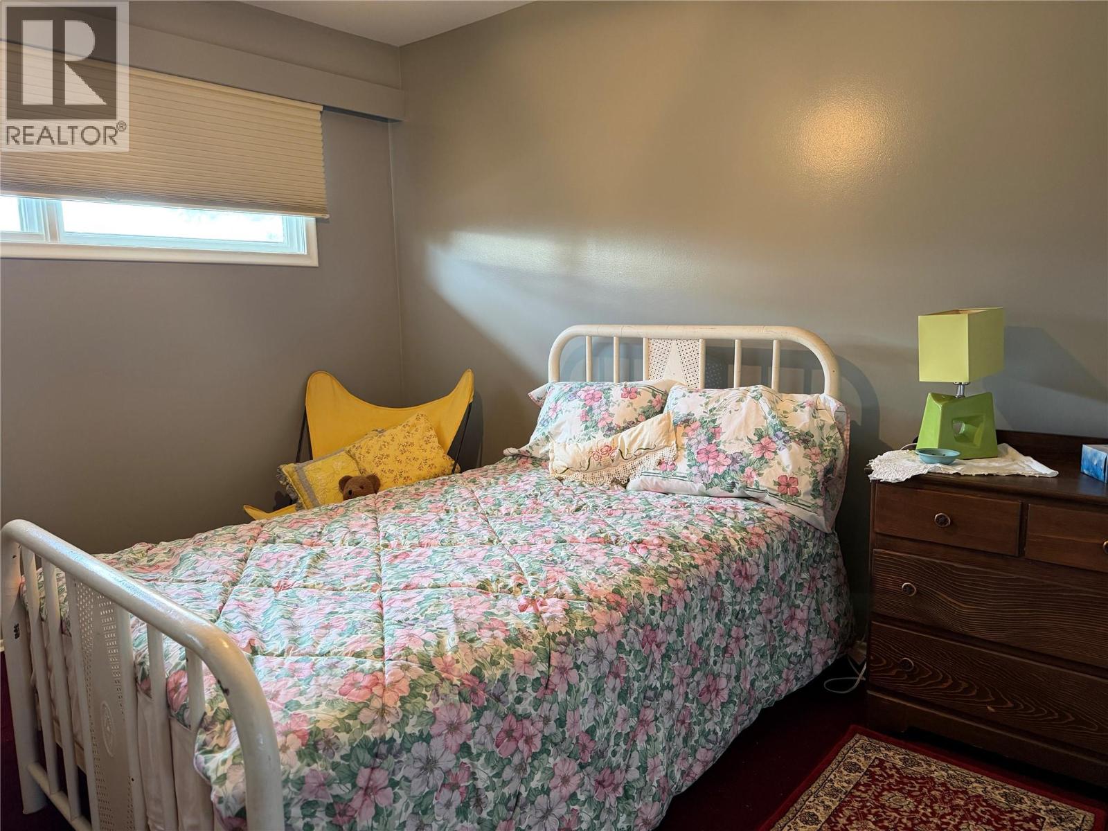 932 111 Avenue - 10