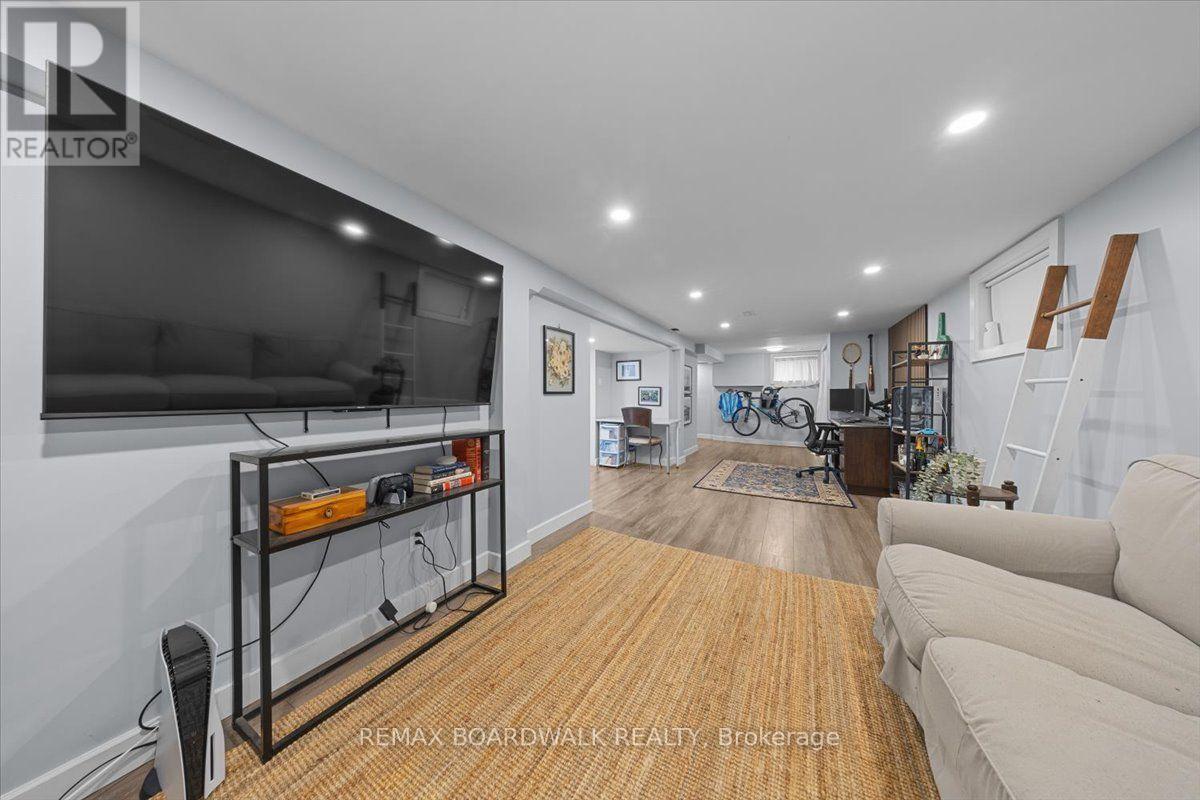 1239 ANOKA STREET - 27