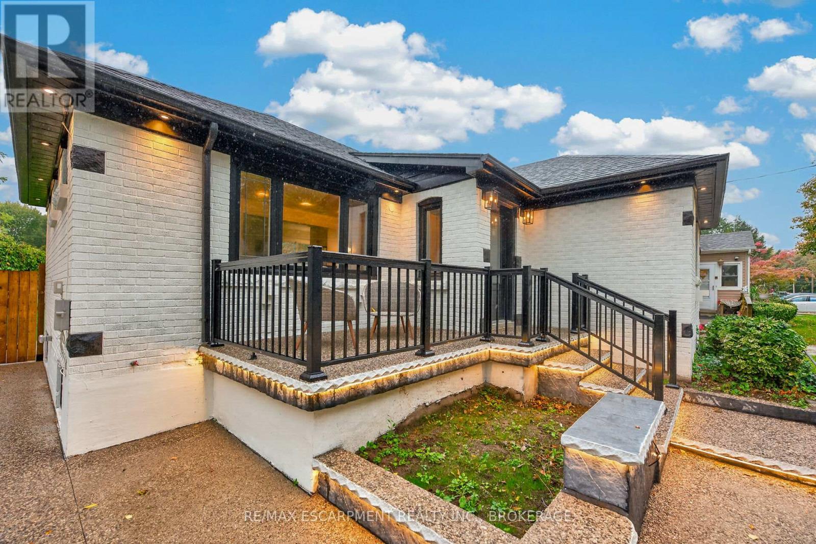 5662 MORDEN DRIVE - 26