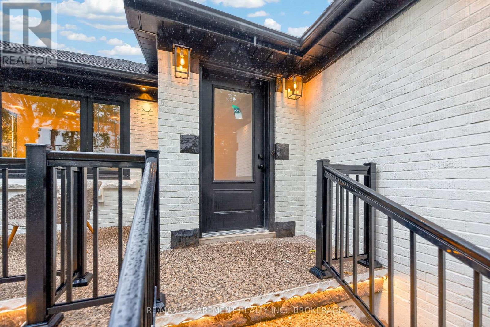 5662 MORDEN DRIVE - 4