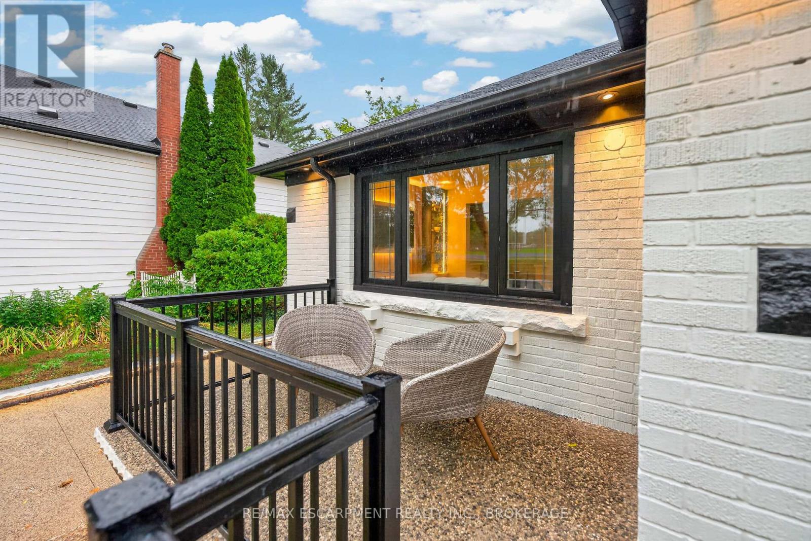 5662 MORDEN DRIVE - 48