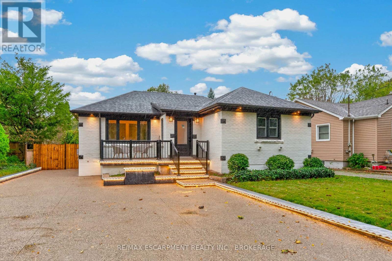 5662 MORDEN DRIVE - 49