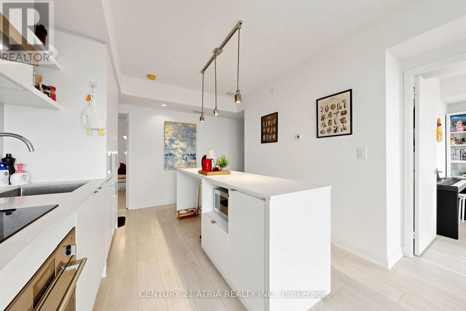 #5205 88 HARBOUR STREET - 13
