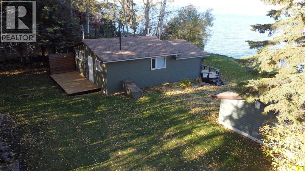 Listing photo – 43 Lakeshore Drive, Grandview