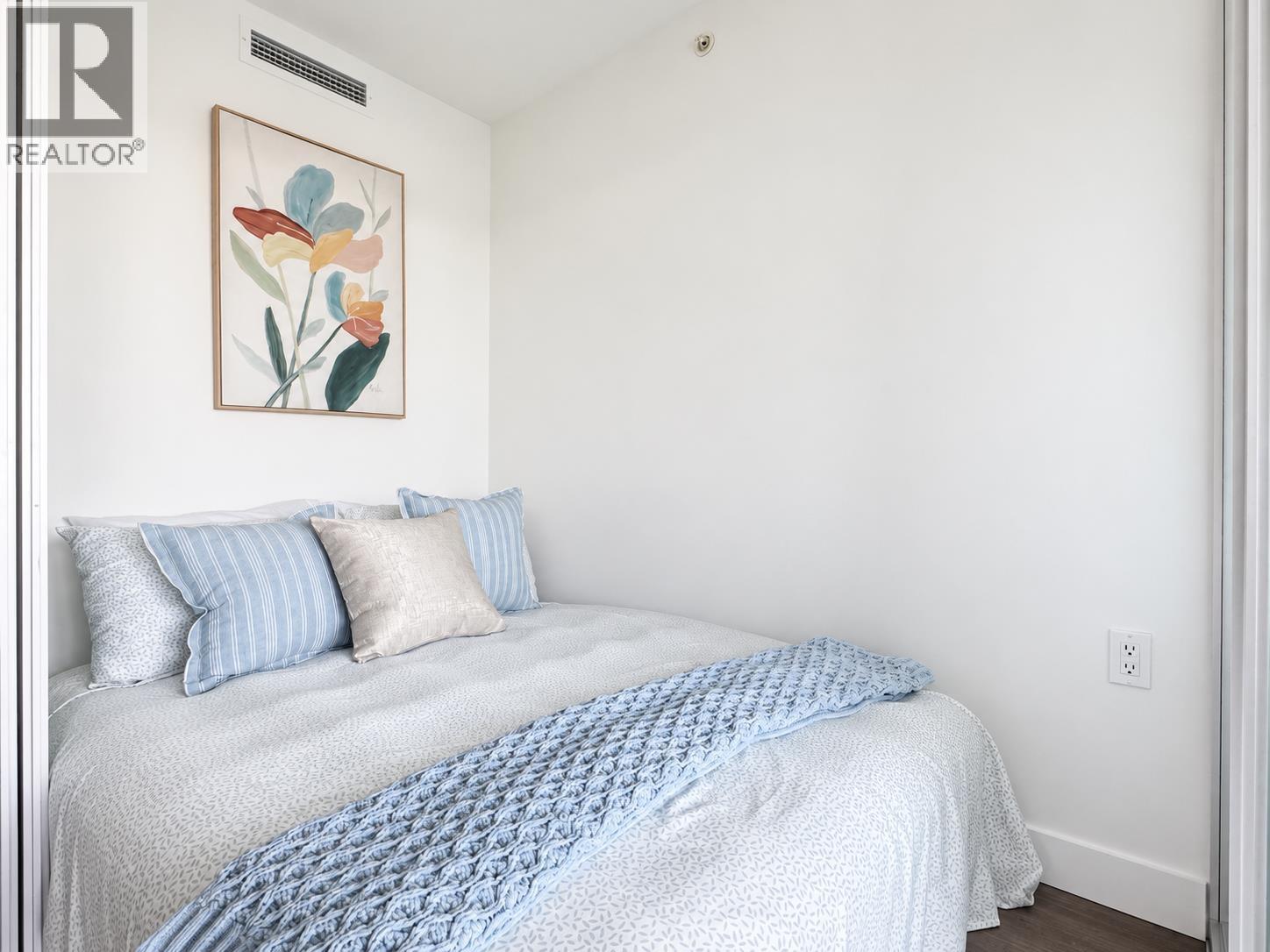 Photo of 525 8133 COOK ROAD 14