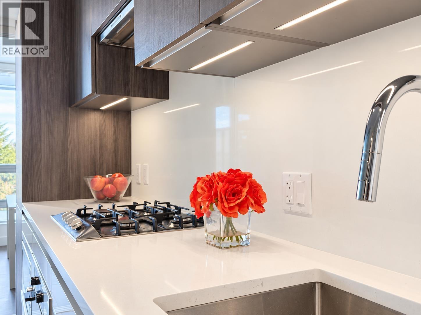 Photo of 525 8133 COOK ROAD 13