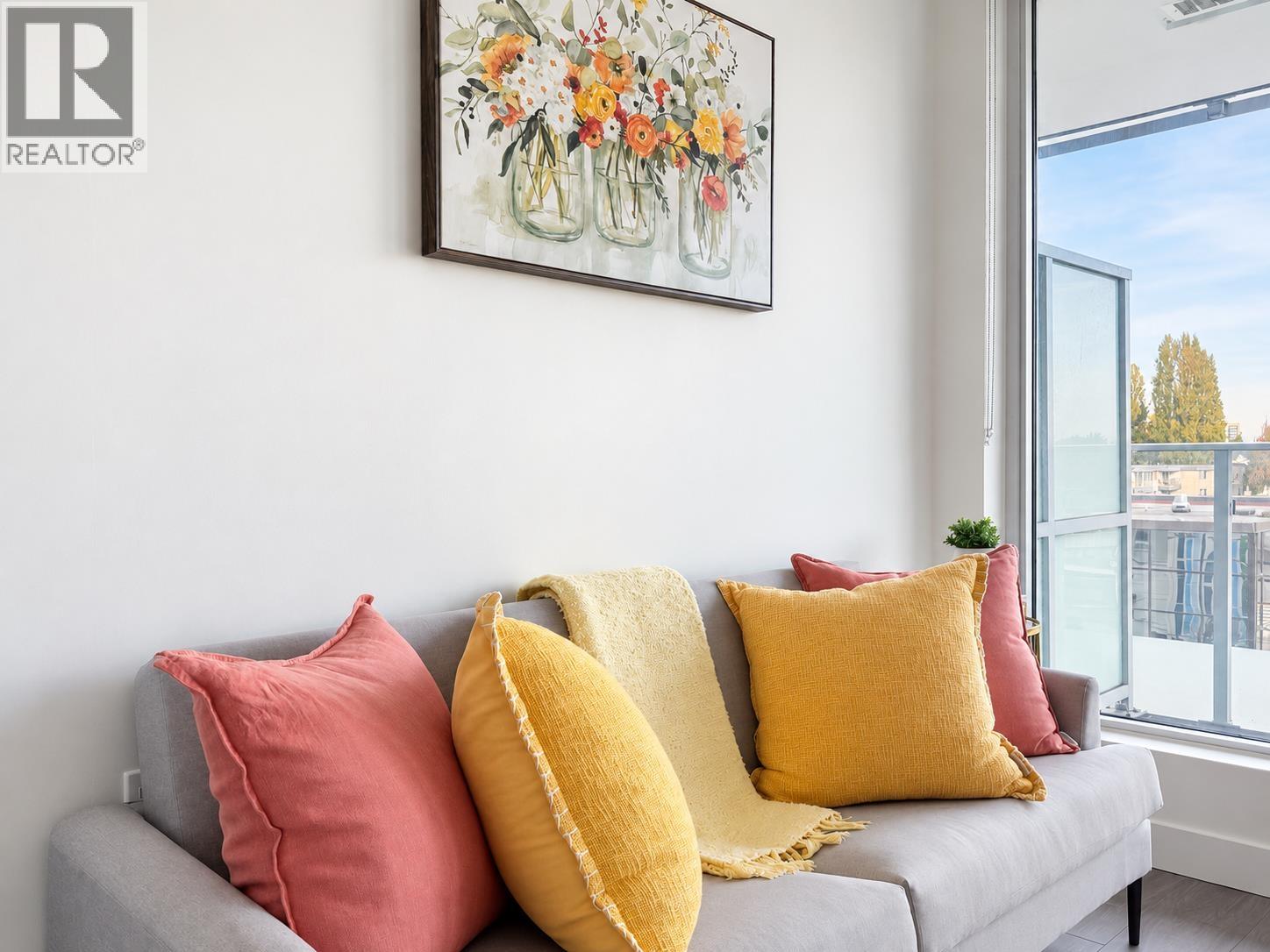 Photo of 525 8133 COOK ROAD 4