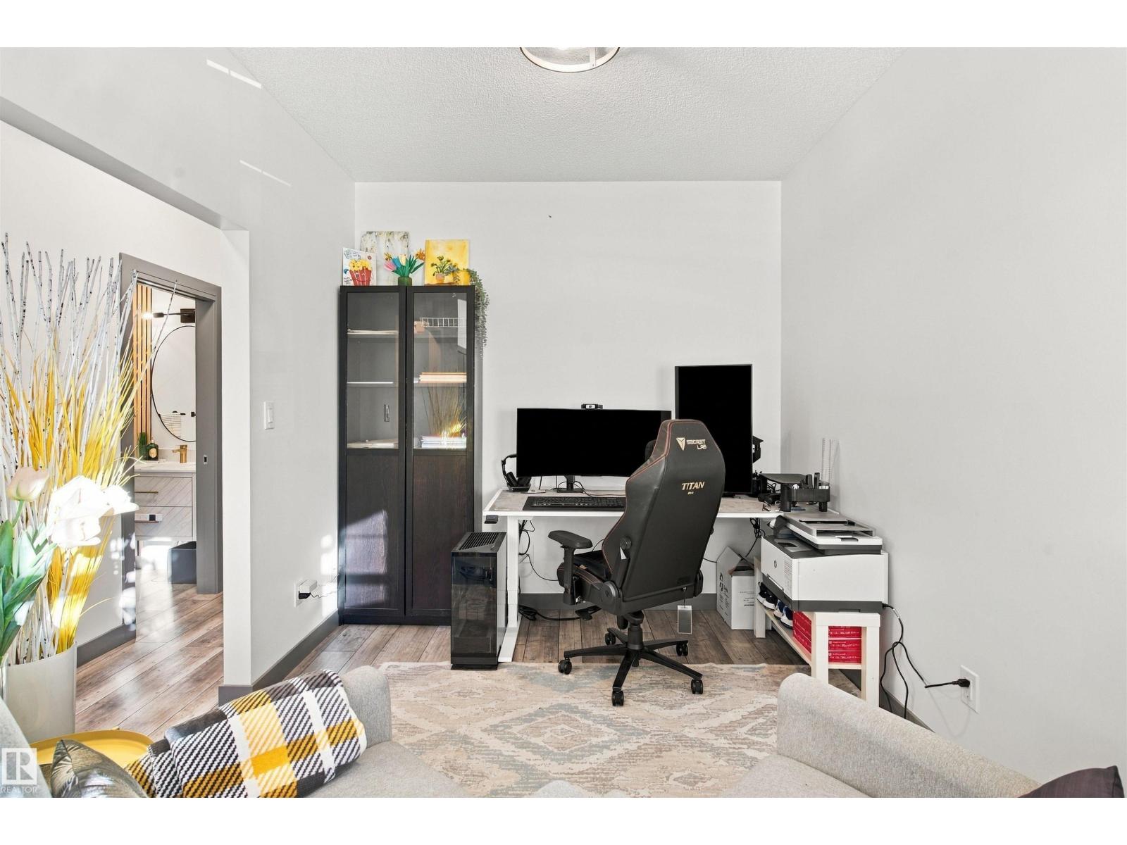 20746 96A AV NW photo 4