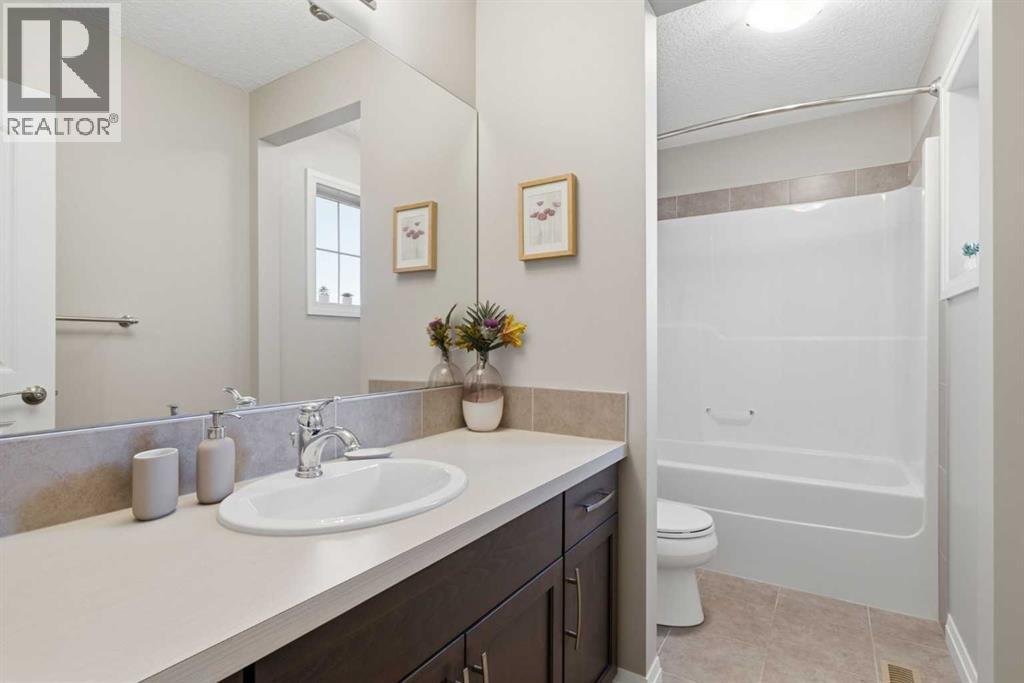 14 Riviera Place, Cochrane — photo 29