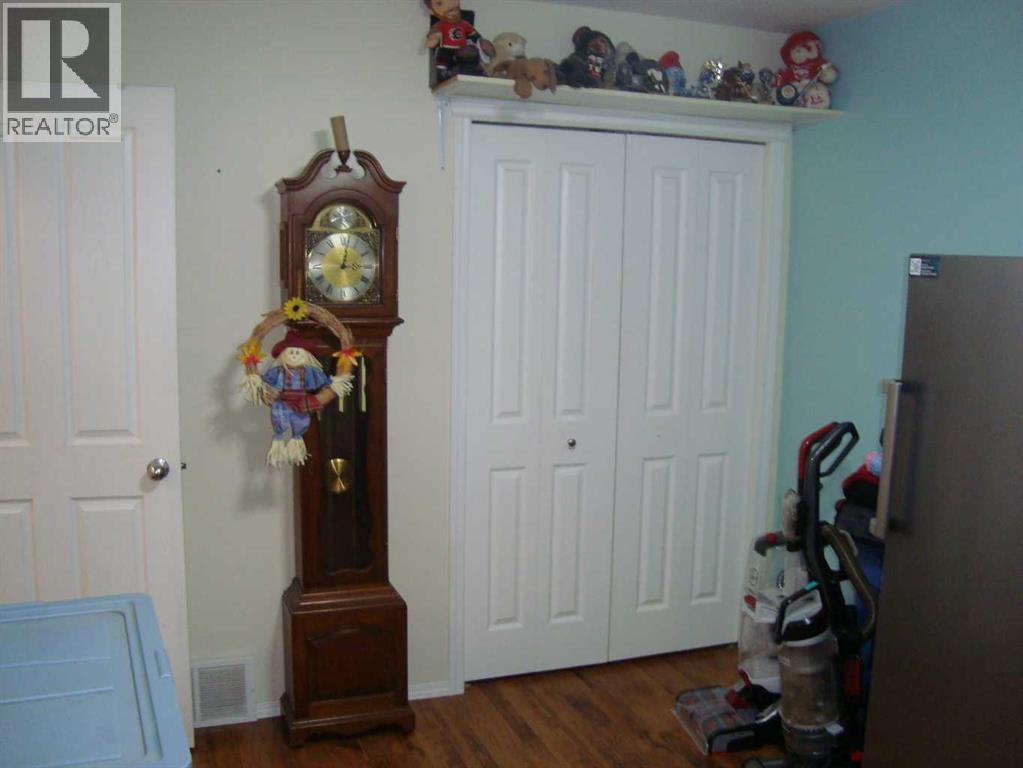3 Regency Close, Trochu — photo 14