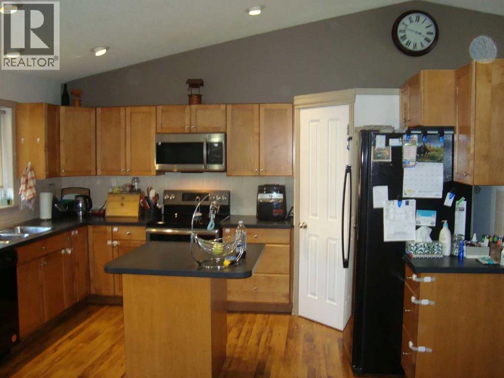 3 Regency Close, Trochu — photo 16