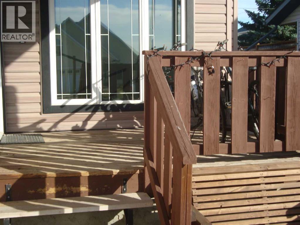 3 Regency Close, Trochu — photo 4