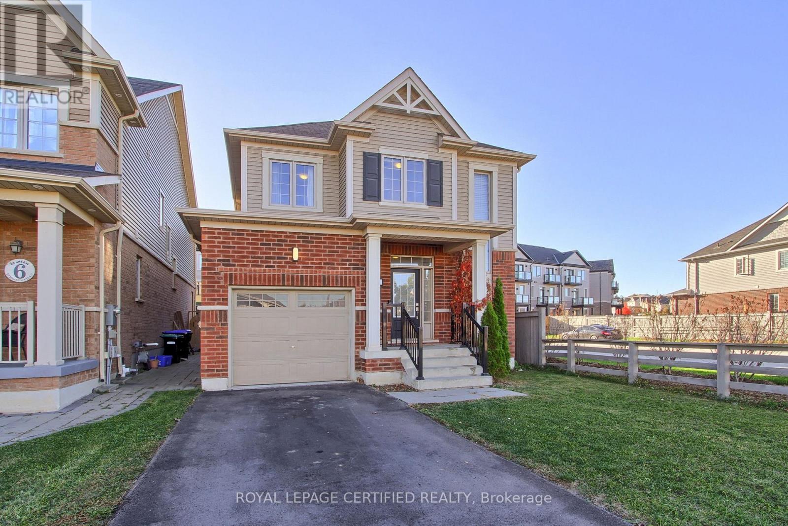 8 Martin Trail, New Tecumseth, ON photo 3