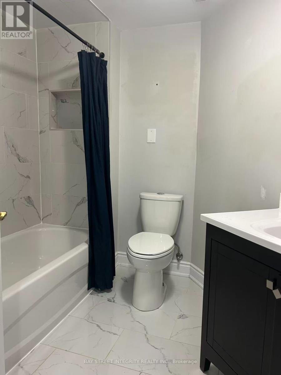661B - 661 WELLINGTON STREET W, Aurora (Aurora Highlands) — photo 5