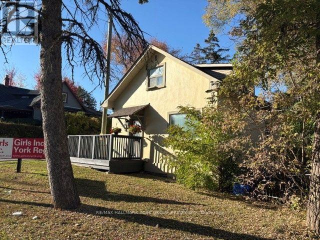 154 WELLINGTON STREET E, Aurora (Aurora Village)