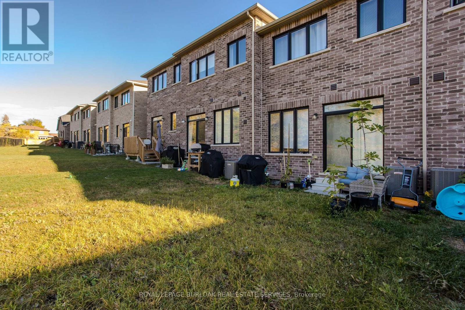 1360 Almonte Drive, Burlington, ON photo 7