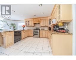 32 Gold Tree Street, Brampton, ON L6R1T9 Photo 8