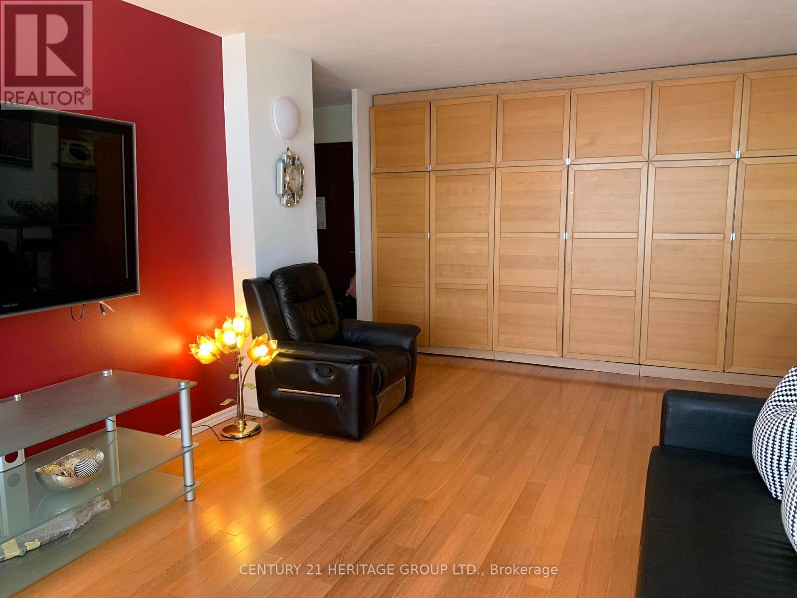 911- 235 Grandravine Drive, Toronto, ON photo 3
