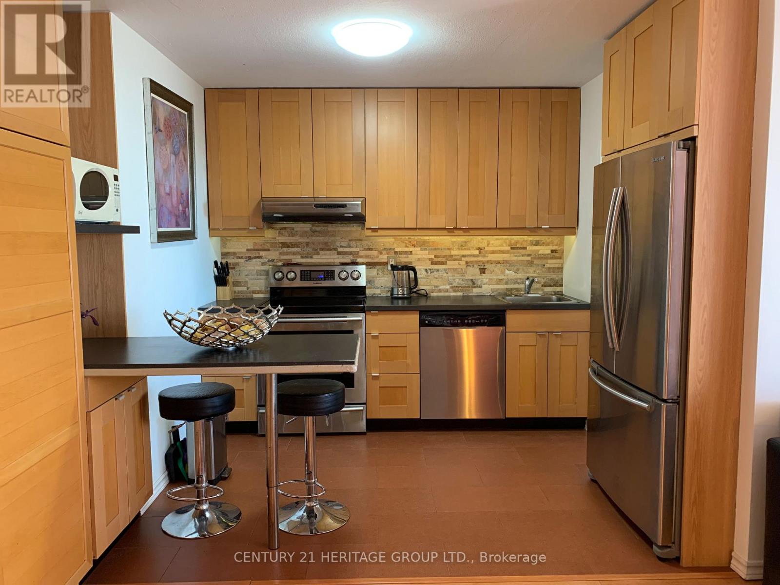 911- 235 Grandravine Drive, Toronto, ON photo 4