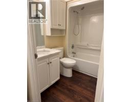 405 Erb Street W Unit# 102, Waterloo, ON N2L1W7 Photo 14