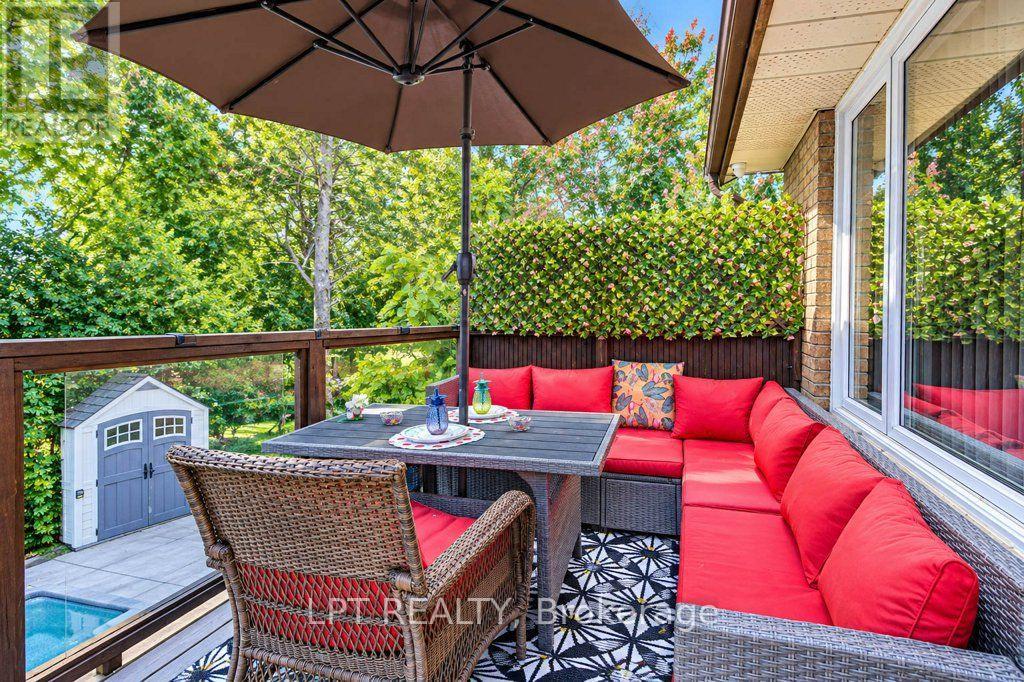 28 Bridlewood Drive East, Guelph, ON photo 47