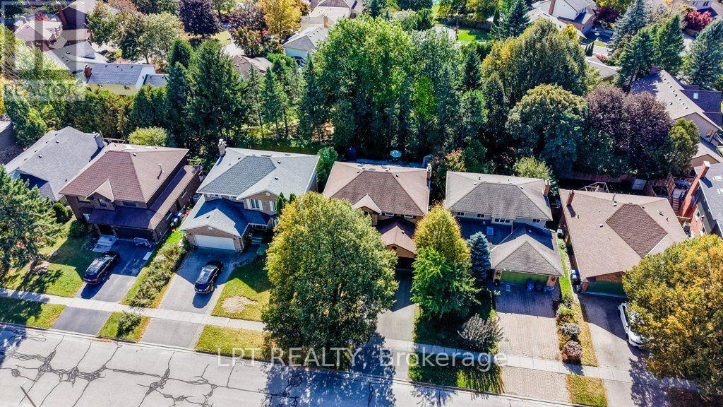 28 Bridlewood Drive East, Guelph, ON photo 49