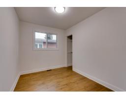 462 Rue Plouffe, Gatineau, QC J8P4B7 Photo 16