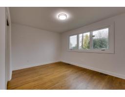 462 Rue Plouffe, Gatineau, QC J8P4B7 Photo 17