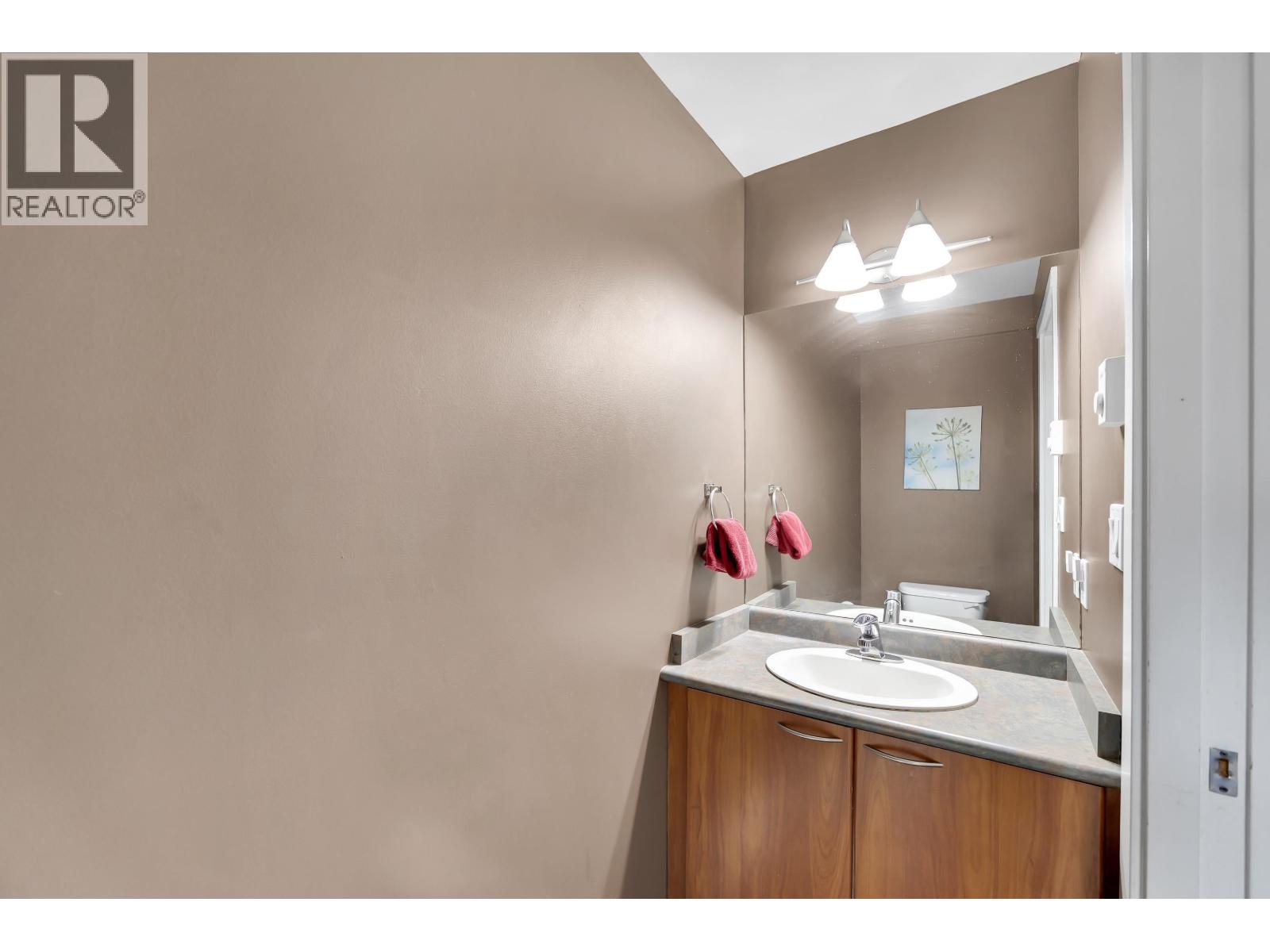 95 1821 WILLOW CRESCENT, Squamish - Image 1