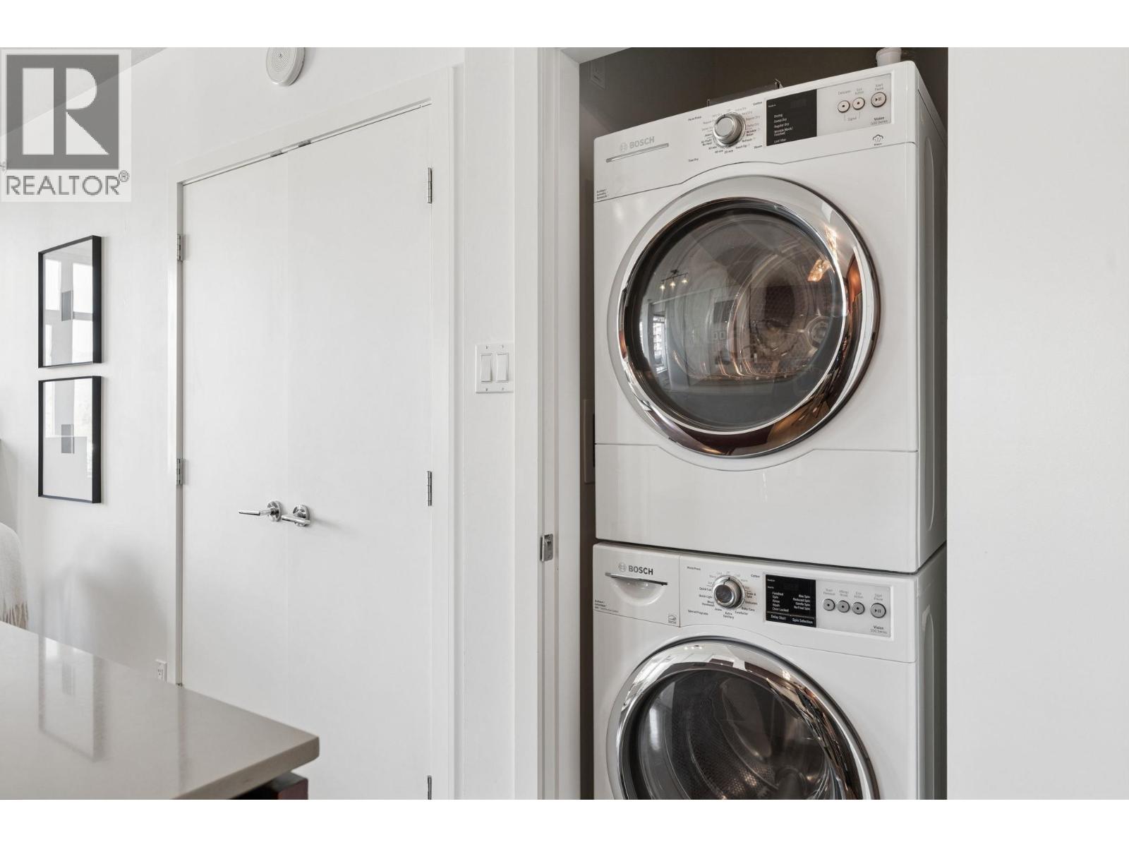 1101 158 W 13TH STREET, North Vancouver - Image 1