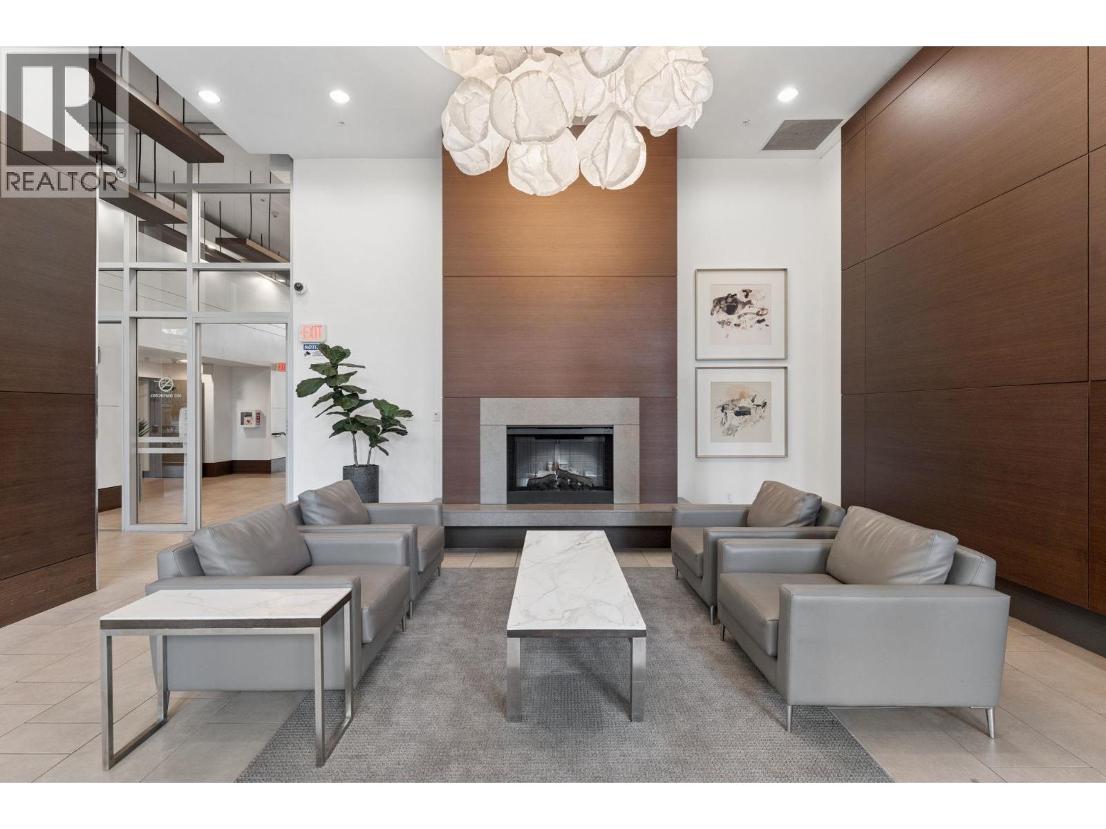 1101 158 W 13TH STREET, North Vancouver - Image 1