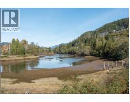 121 1502 Scott Crescent, Vancouver, BC V8B1G4 Photo 13