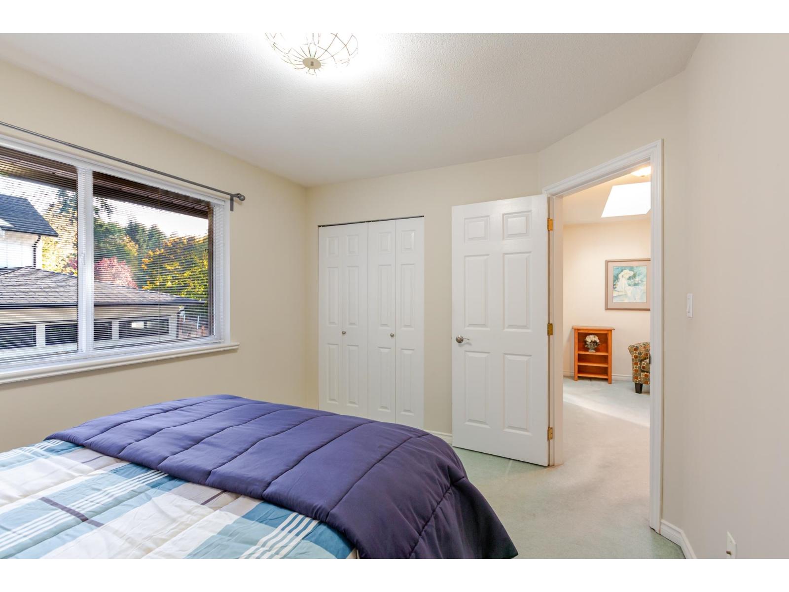 Photo of 2567 140 STREET 30