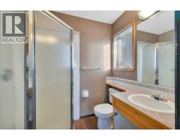 3 Dietz Close, Red Deer, AB T4R2S7 Photo 16