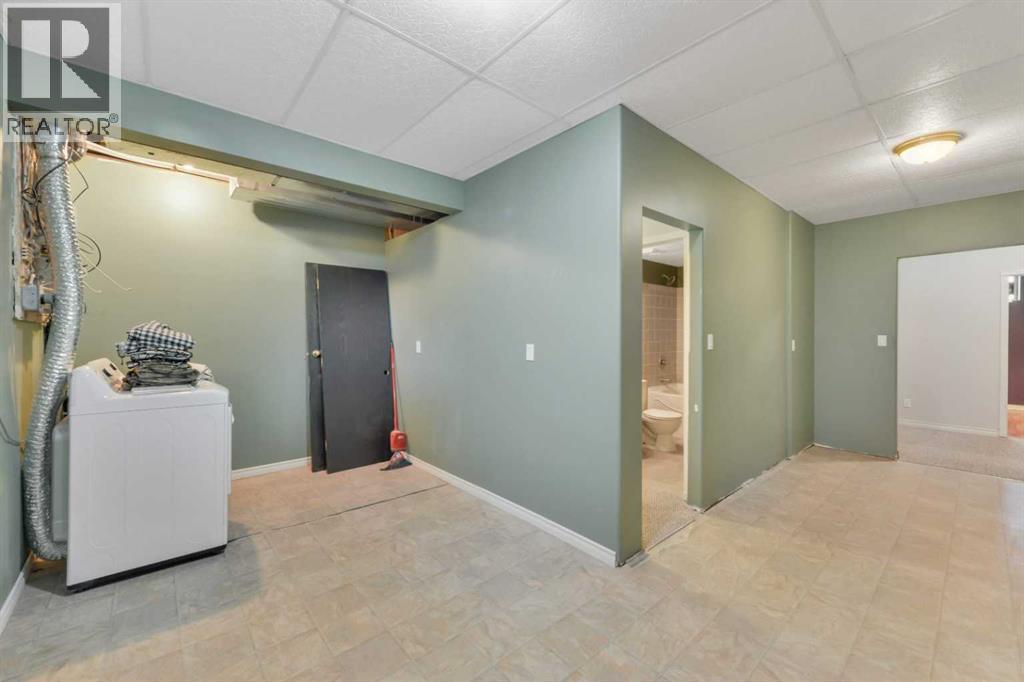 Listing photo – 3 Dietz Close, Red Deer