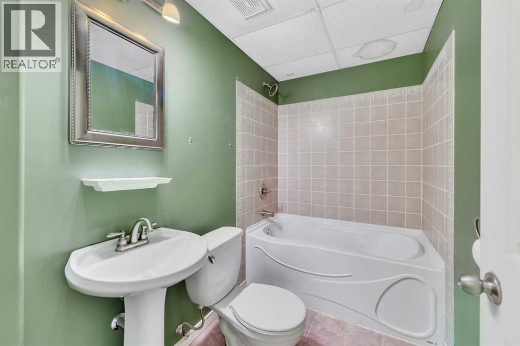 Listing photo – 3 Dietz Close, Red Deer