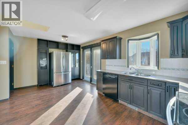 Listing photo – 3 Dietz Close, Red Deer