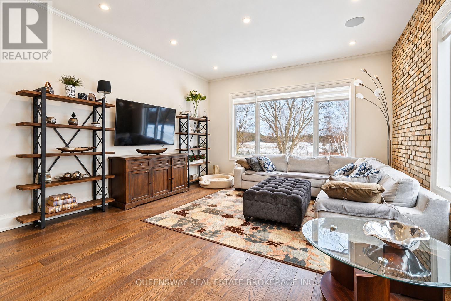 8388 FIFTH SIDE ROAD, Adjala-Tosorontio — photo 6