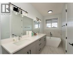 Bedroom - 4831 87 Avenue Ne, Calgary, AB T3J2J5 Photo 20