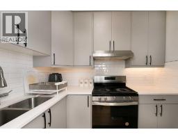 4pc Bathroom - 4831 87 Avenue Ne, Calgary, AB T3J2J5 Photo 8