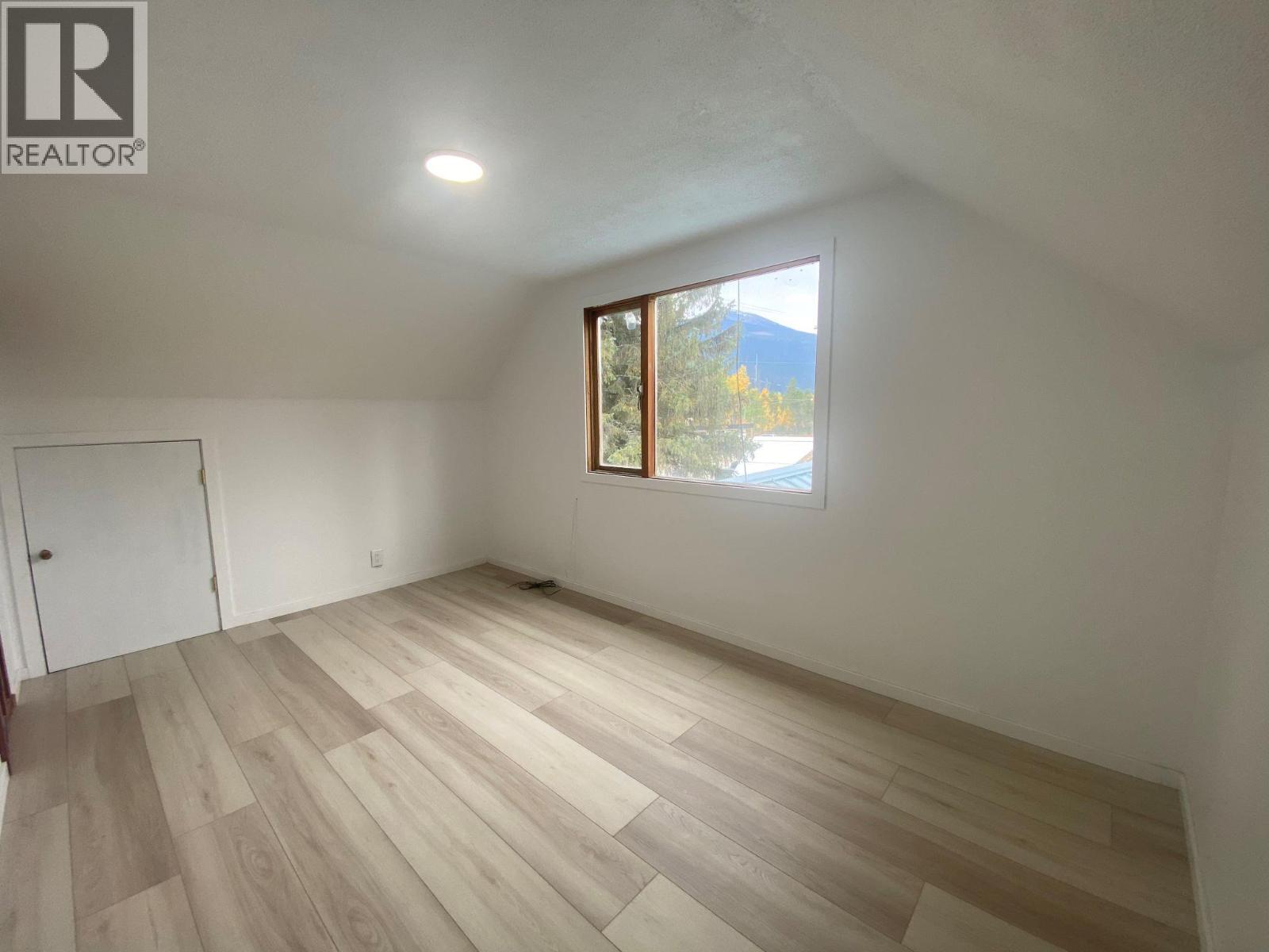 861 Cedar Street - 14