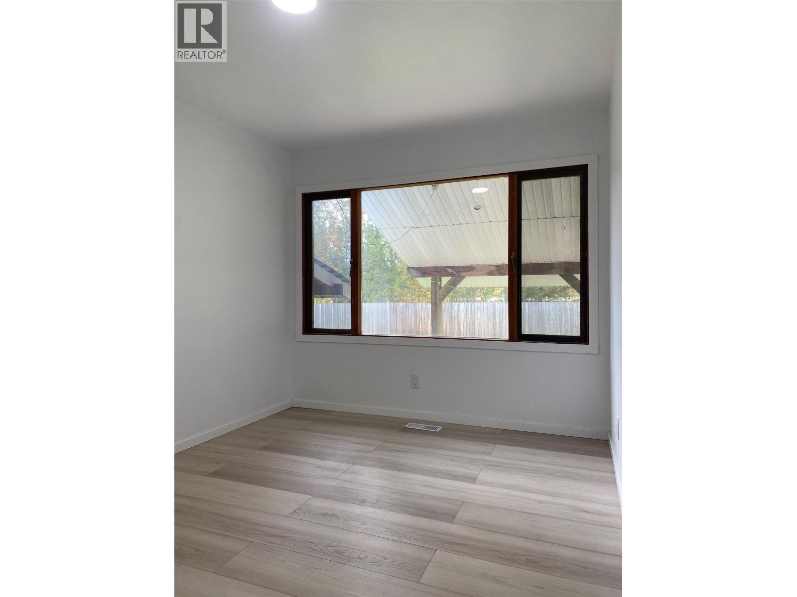 861 Cedar Street - 8