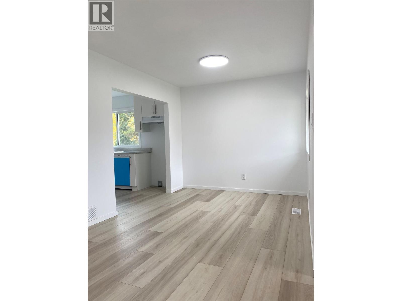 861 Cedar Street - 6