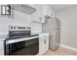 4578 Huron Church Line Road Unit# 413, Lasalle, ON N9H0M2 Photo 11