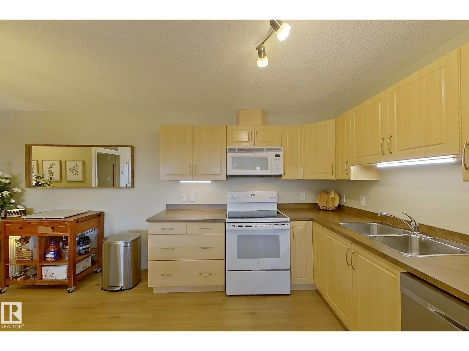 #328 16035 132 ST NW, Edmonton — photo 9