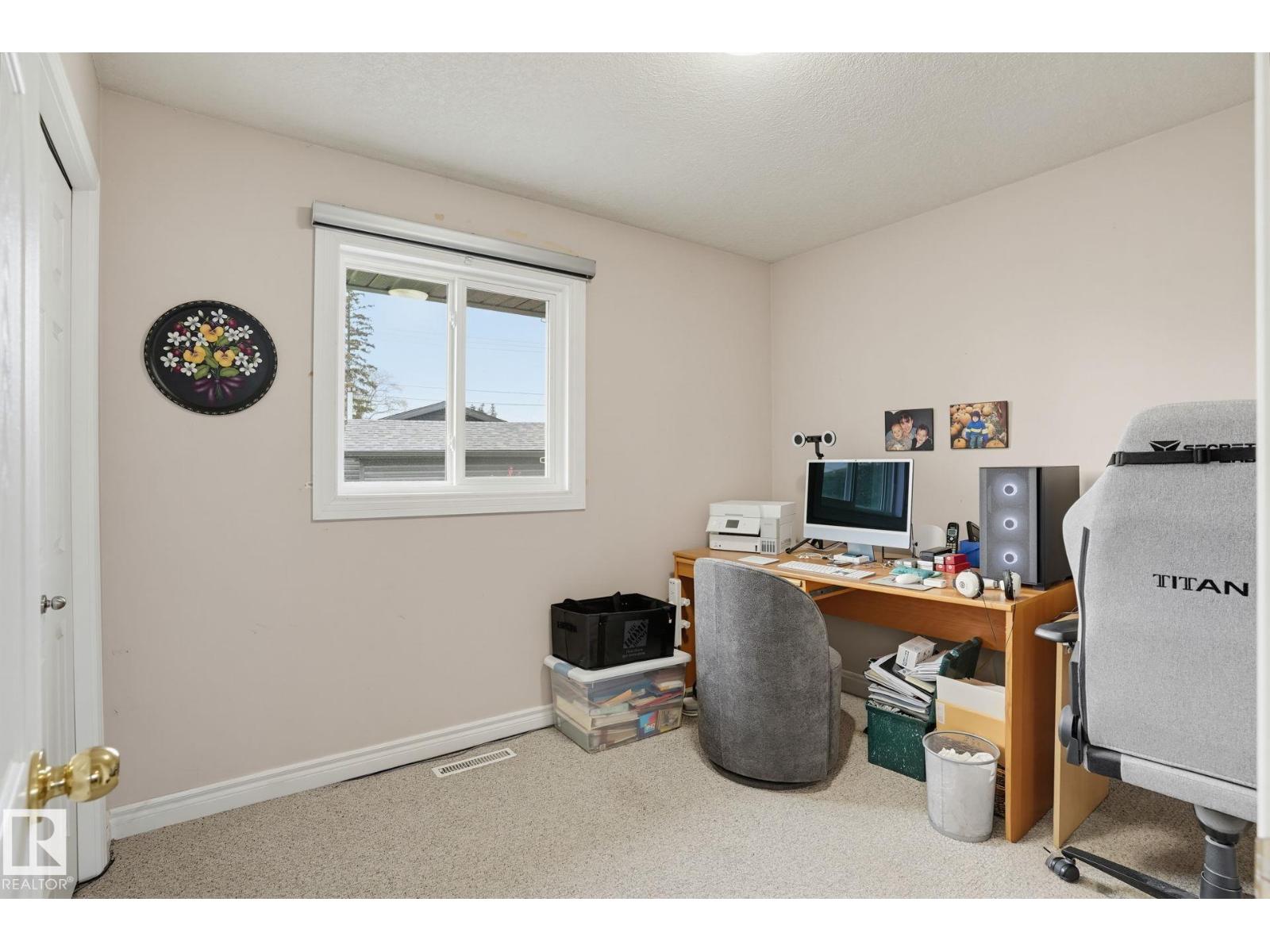 Photo 16 of 38