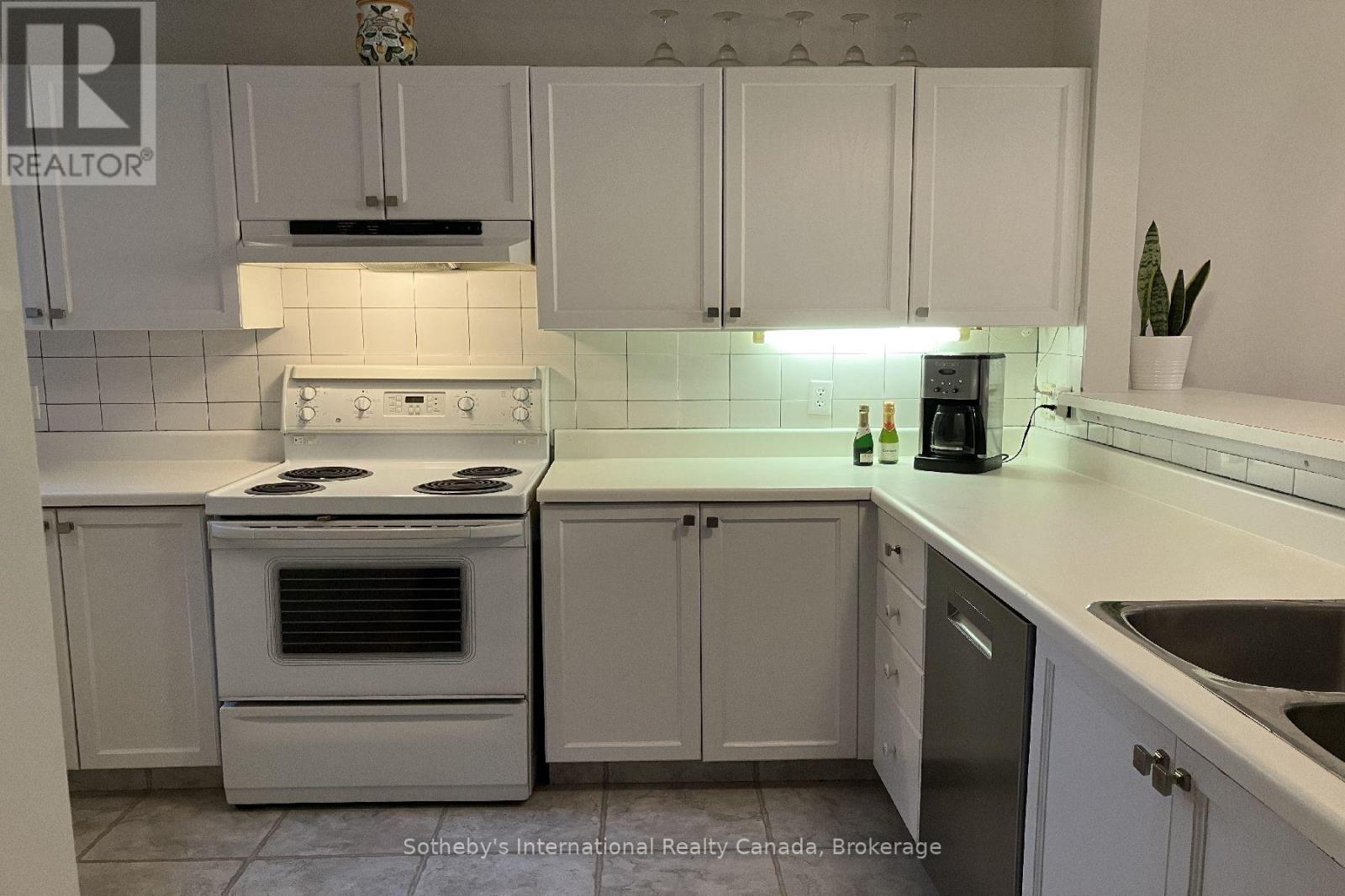903 CEDAR POINTE COURT, Collingwood — photo 10