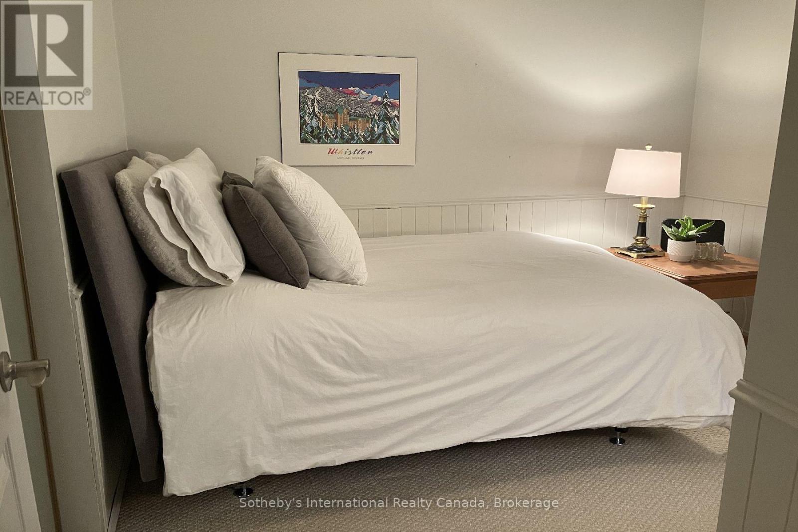903 CEDAR POINTE COURT, Collingwood — photo 4