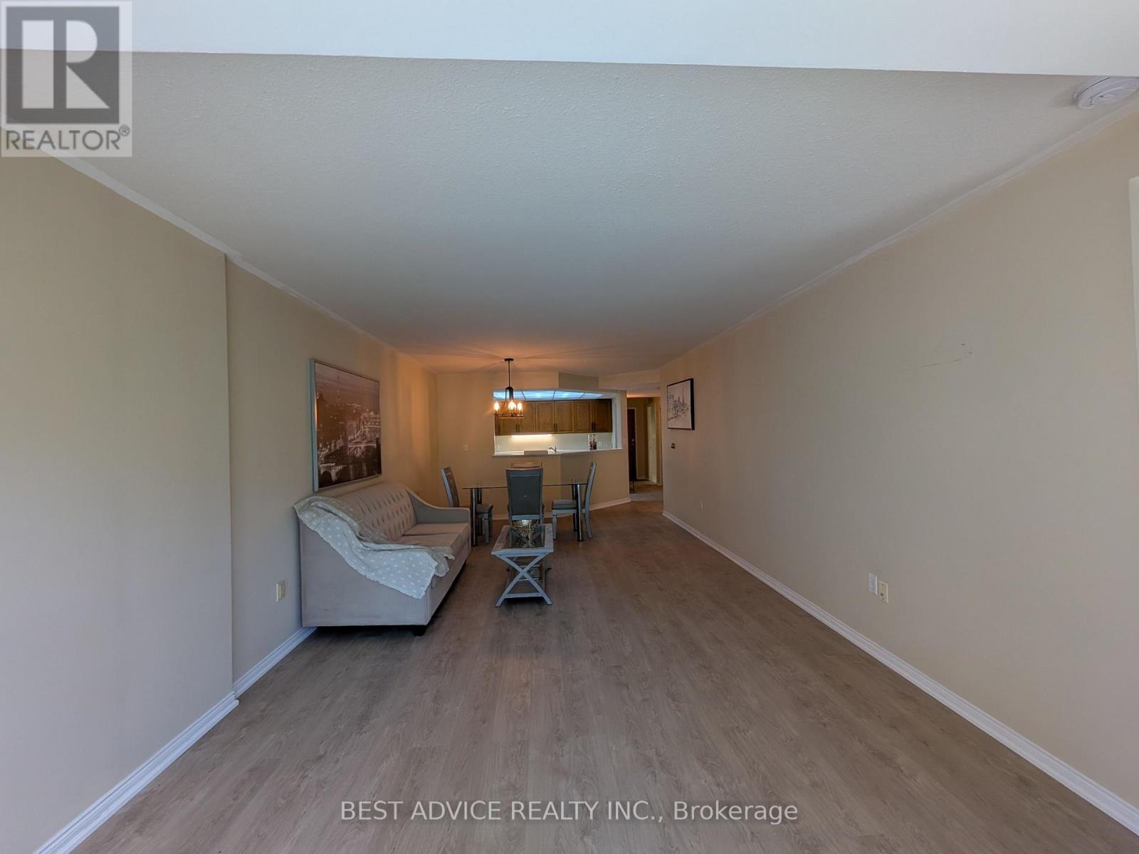 104- 85 Wellington Street West, Aurora, ON photo 15