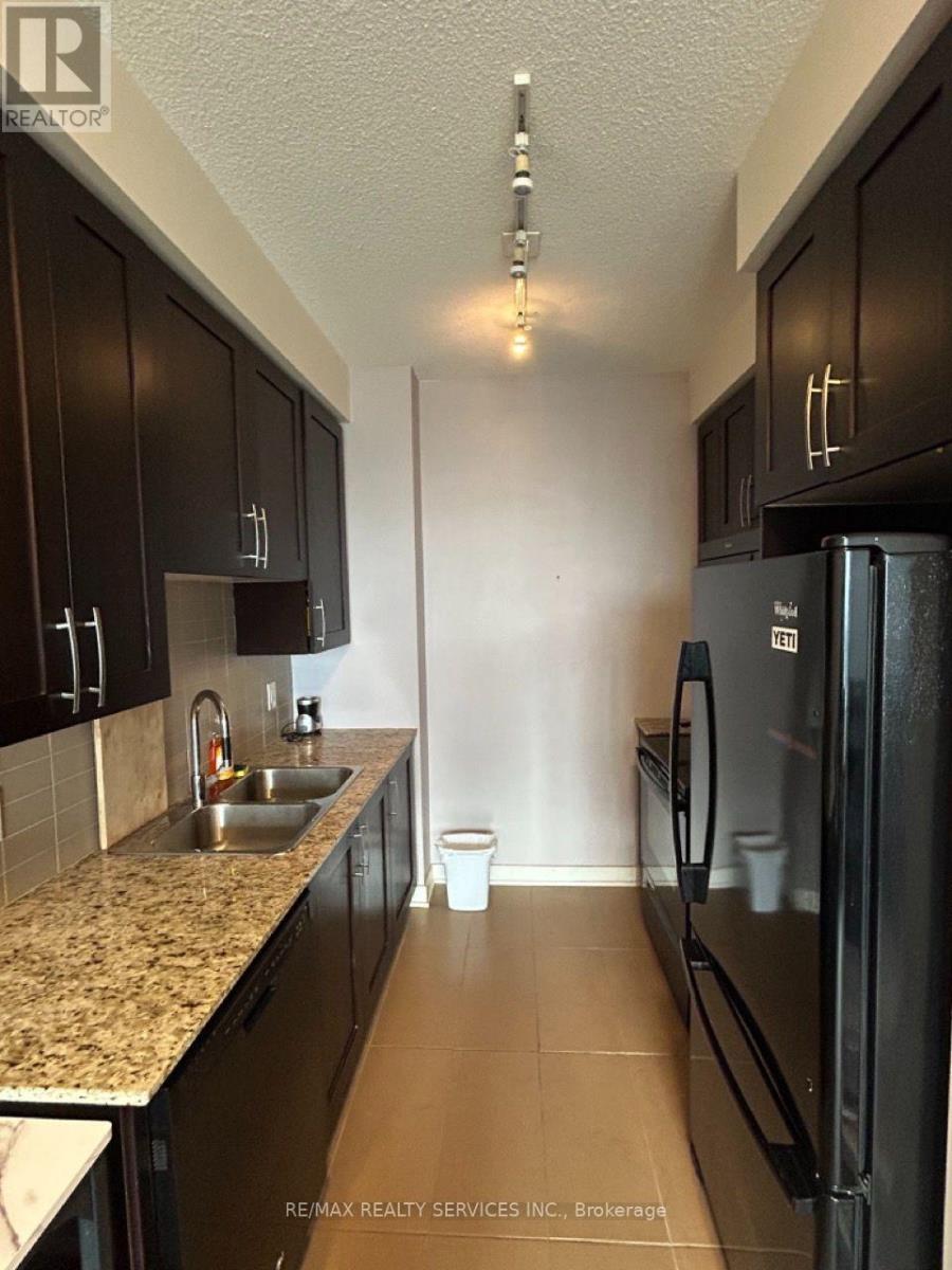 4005 - 4070 CONFEDERATION PARKWAY, Mississauga (Creditview) — photo 4
